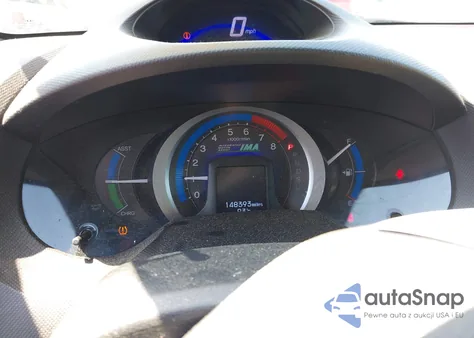 2013 Honda Insight from USA, damaged, VIN JHMZE2H31DS002352